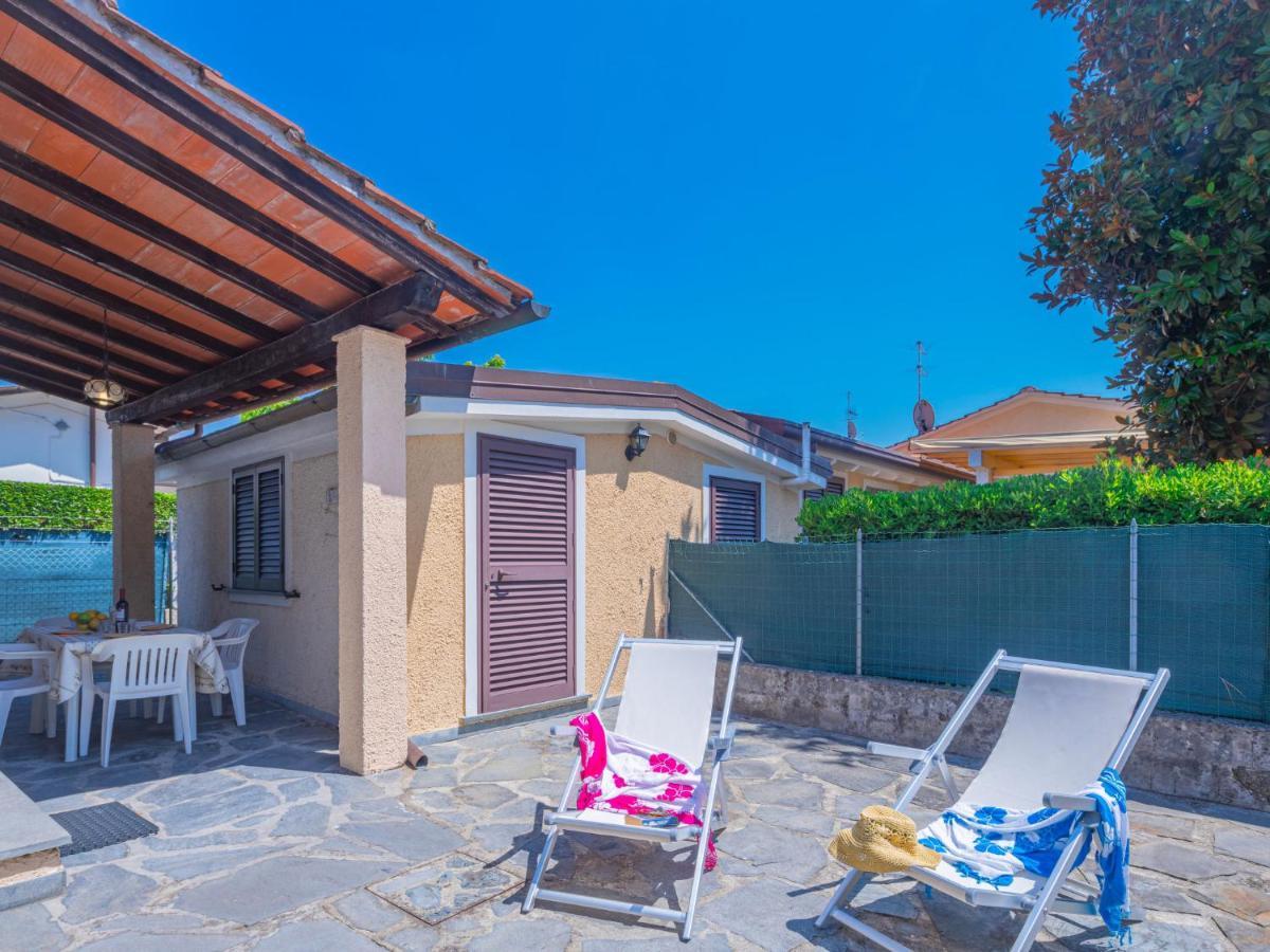 Holiday Home Francesca By Interhome مارينا دي بييتراسانْت المظهر الخارجي الصورة